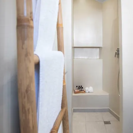 White Orchid Luxury