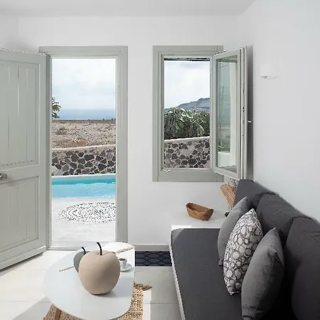 White Orchid Luxury Aparthotel Messaria (Santorini)