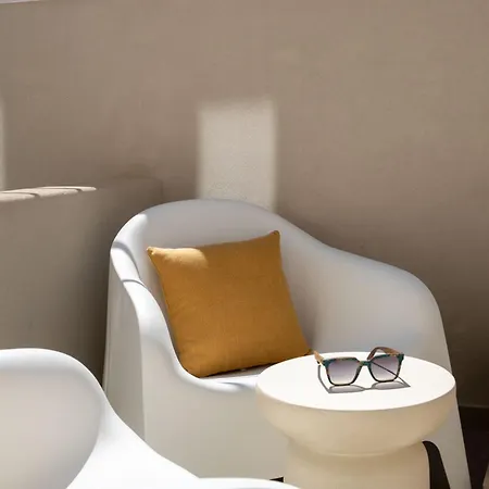 Apartahotel White Orchid Boutique